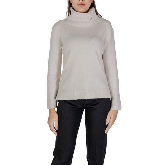 Col roulé en viscose crème Street One