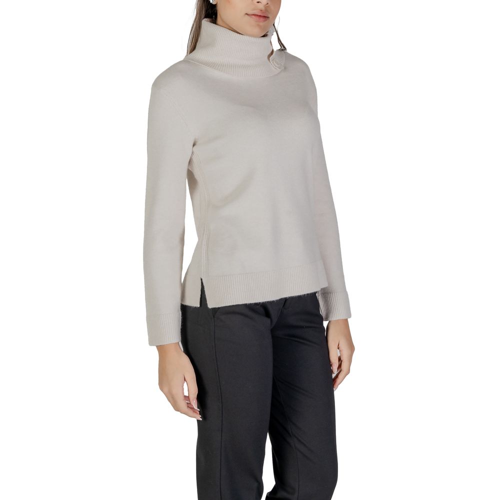 Col roulé en viscose crème Street One