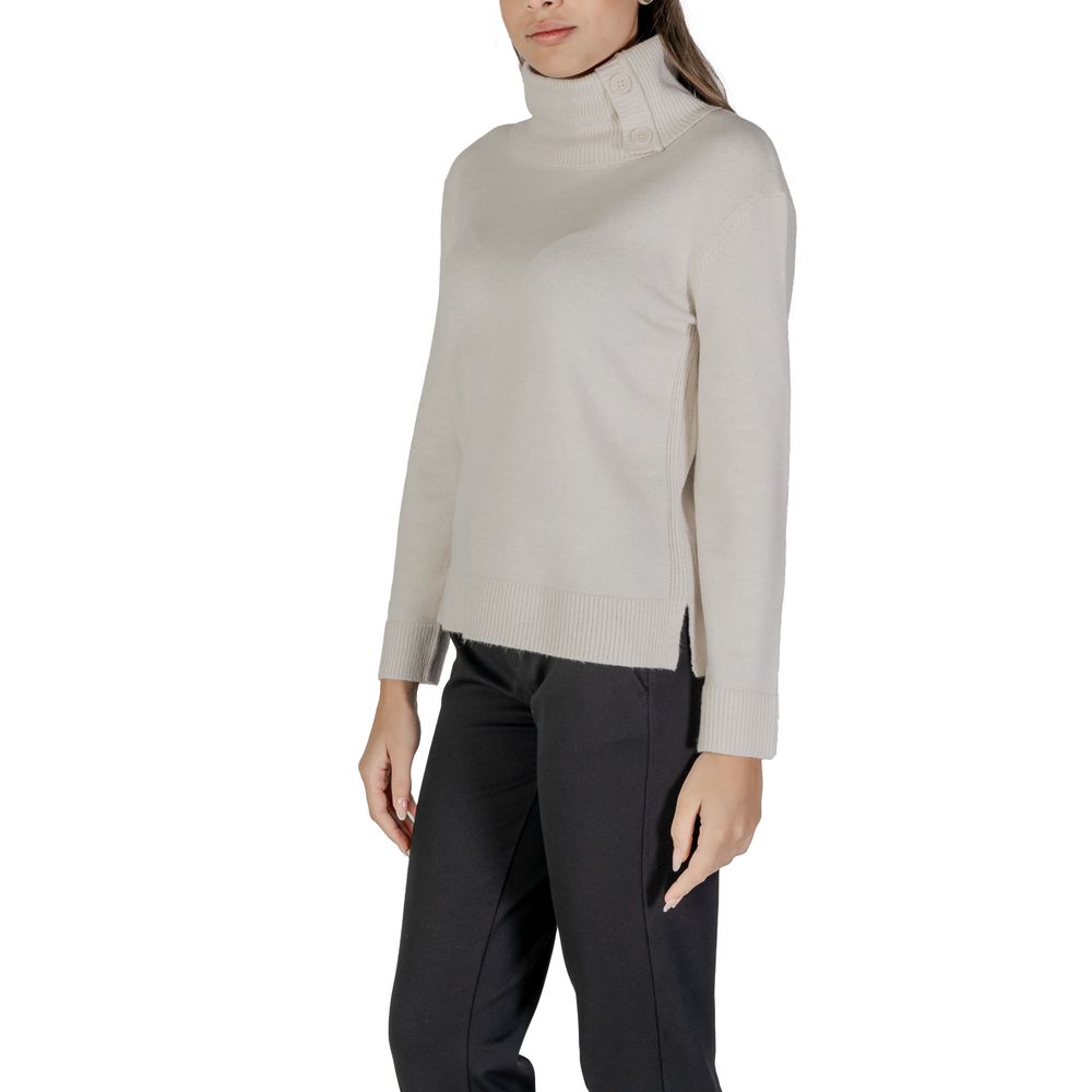 Col roulé en viscose crème Street One