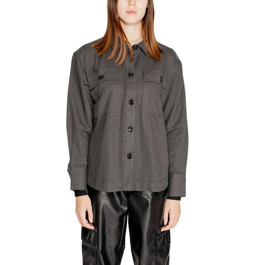 Chemise noire en coton recyclé Jacqueline De Yong