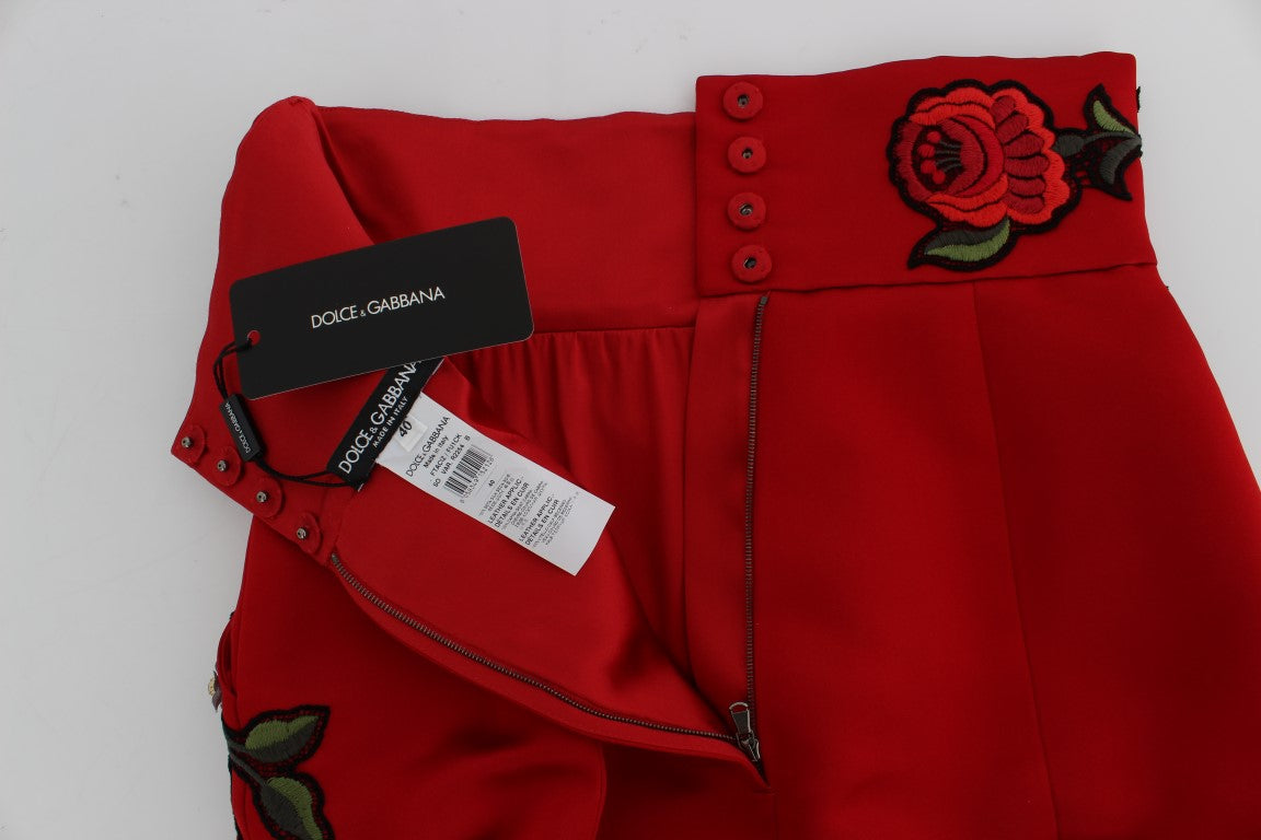 Dolce &amp; Gabbana Rote Seidenshorts mit Kristallrosen 