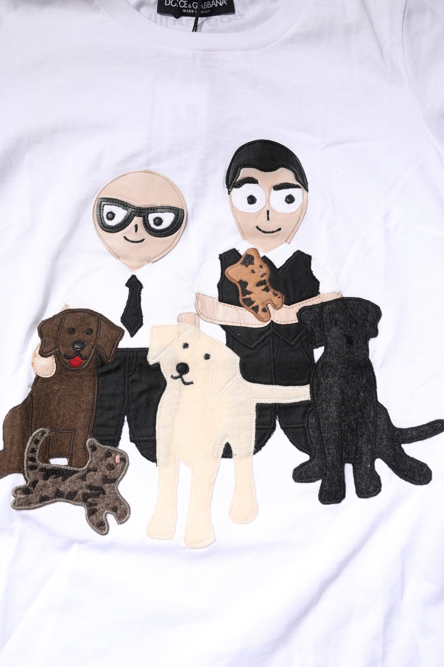 Dolce &amp; Gabbana Weißes Baumwoll-T-Shirt mit #DGFAMILY-Stickerei