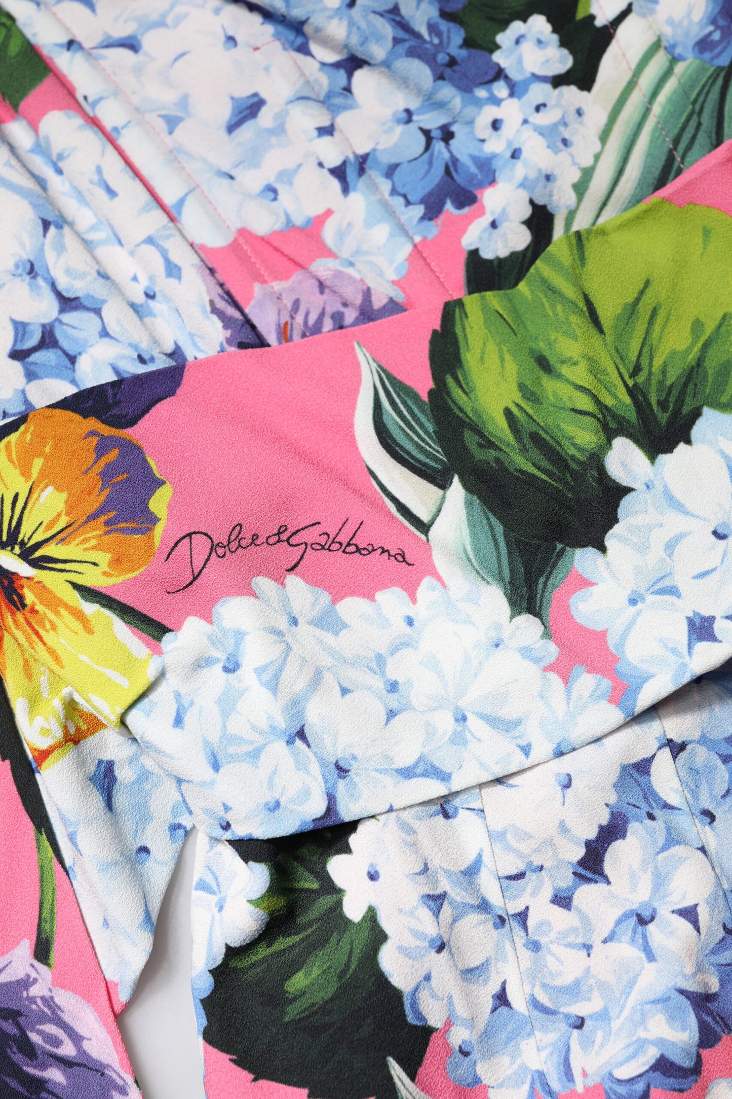 Robe fourreau mi-longue plissée à fleurs multicolores Dolce &amp; Gabbana