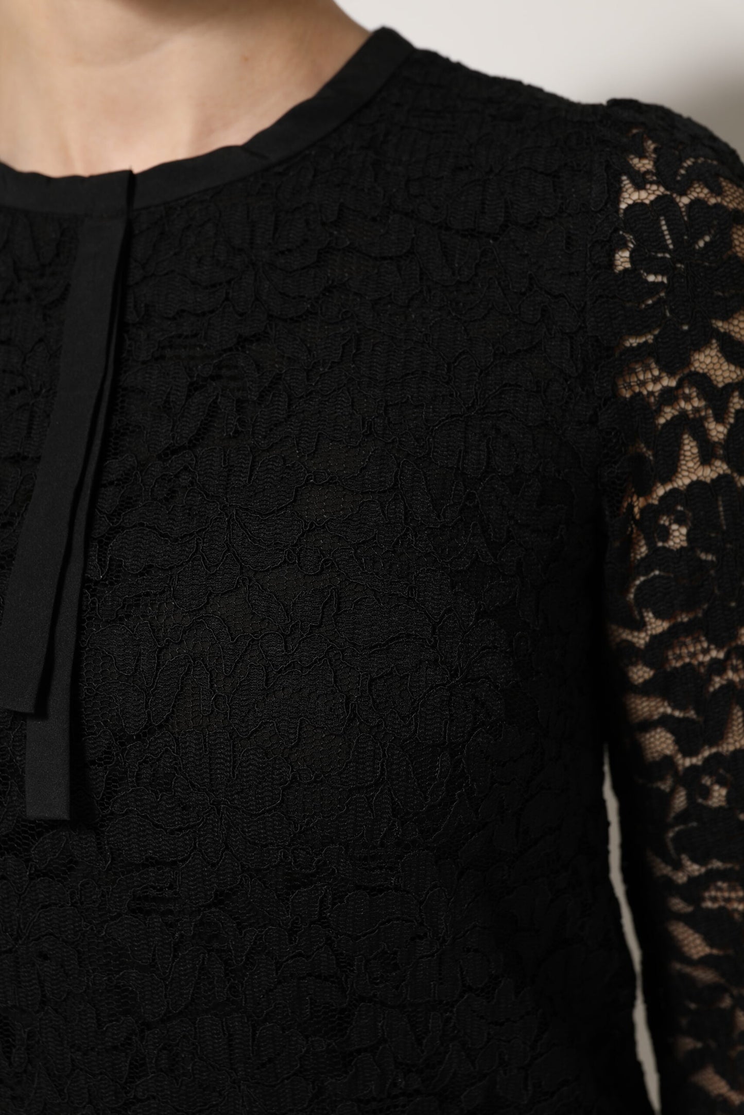 Chemisier à manches longues en dentelle et nylon noir Dolce &amp; Gabbana