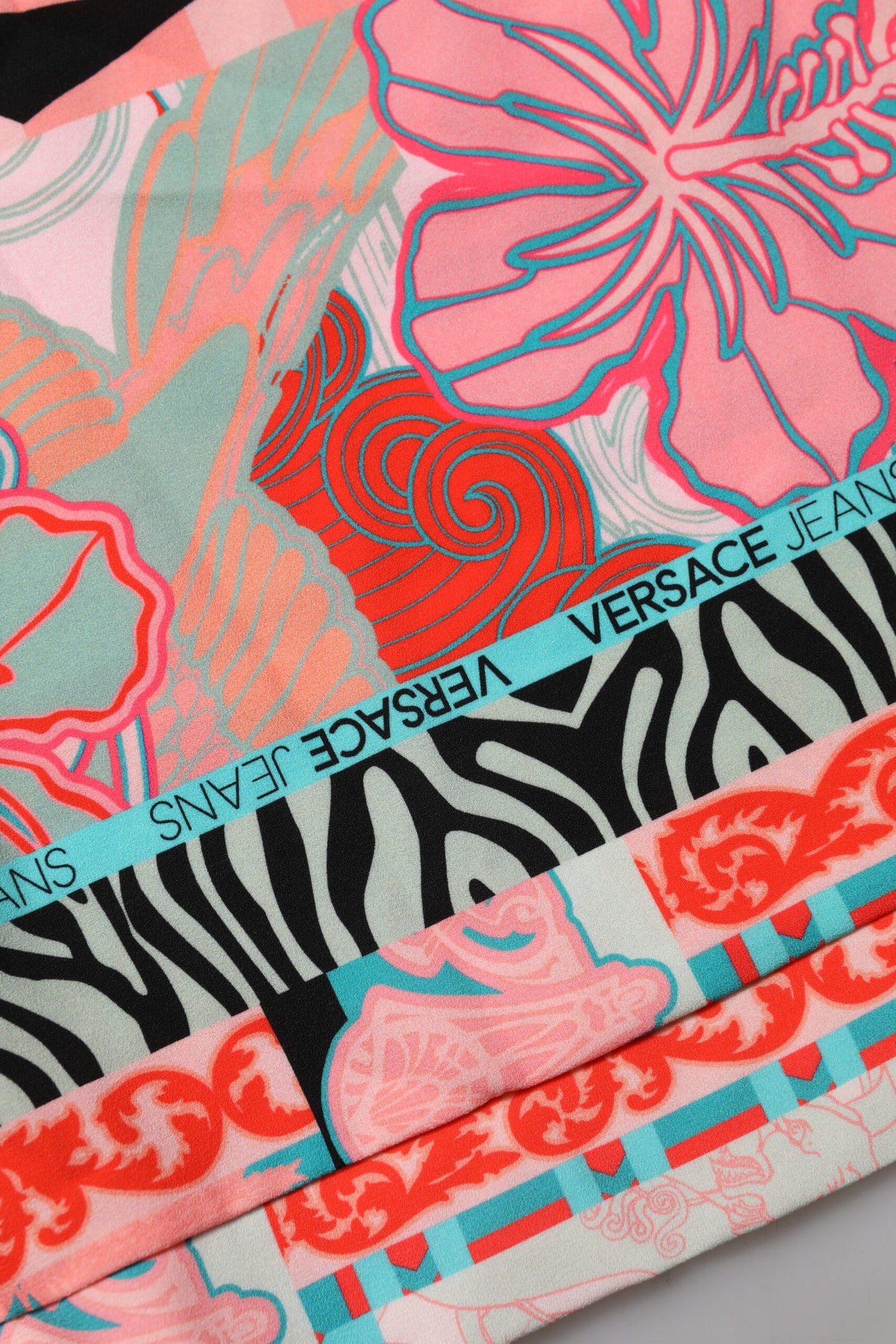 Chemisier à manches courtes imprimé multicolore Versace Jeans pour femme