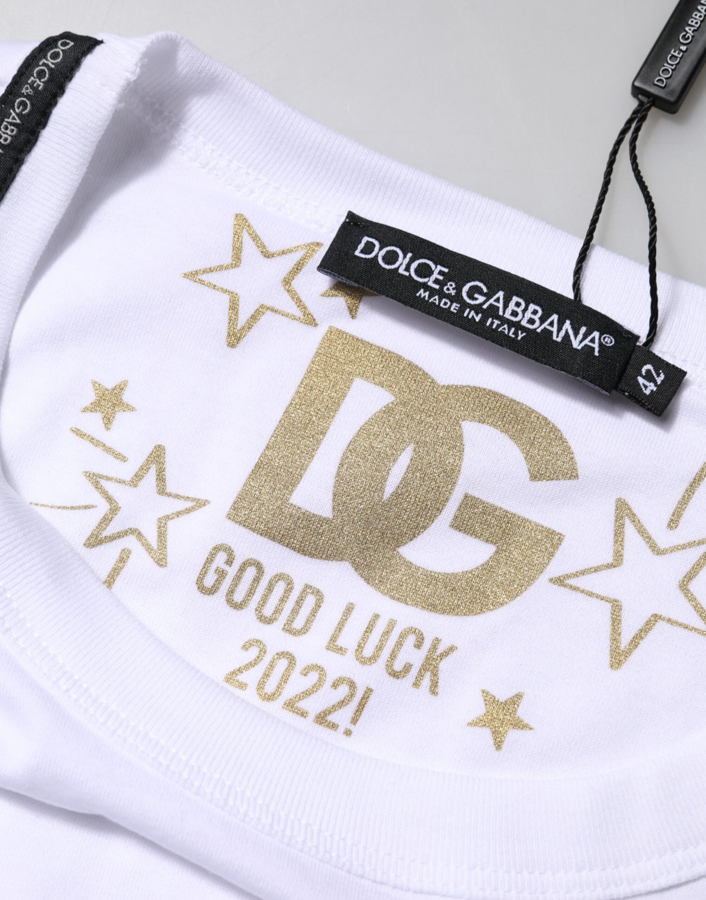 Dolce &amp; Gabbana Weißes Goodluck 2022 T-Shirt mit Rundhalsausschnitt aus Baumwolle