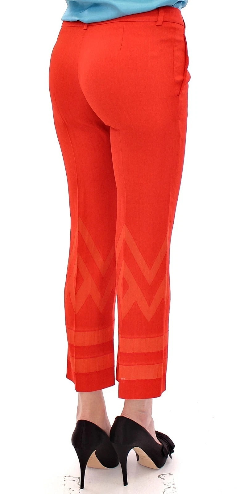 Versace Collection Rote Hose, verkürzte 3/4-Shorts, hautfarbene Caprihose
